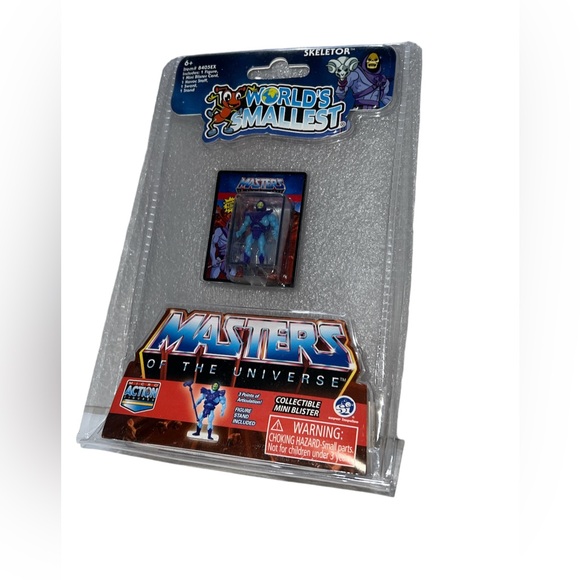 World’s Smallest Masters of the Universe Micro Action Figure Set - Picture 3 of 4